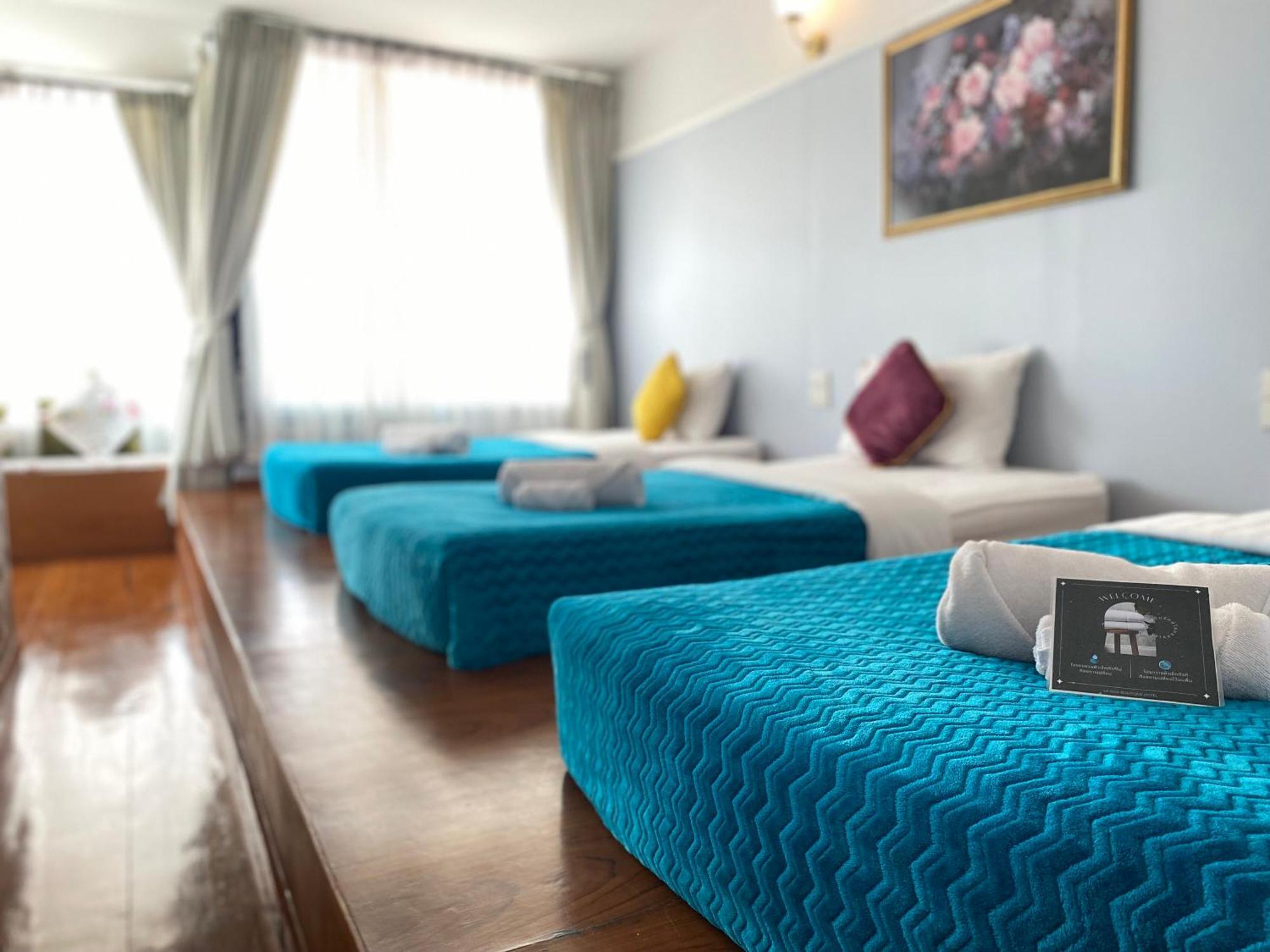 La Riva Boutique Hotel Kamphaeng Phet Extérieur photo