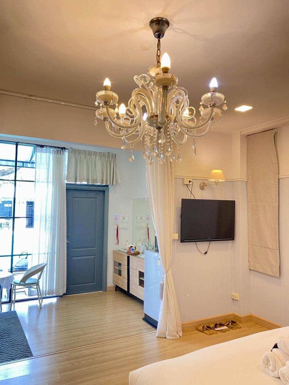 La Riva Boutique Hotel Kamphaeng Phet Extérieur photo