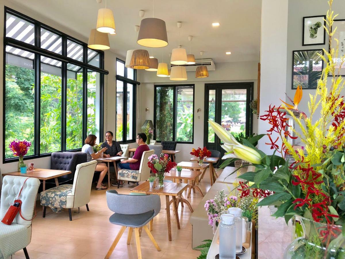La Riva Boutique Hotel Kamphaeng Phet Extérieur photo