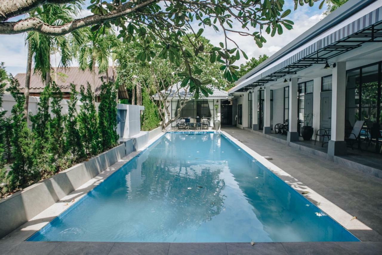 La Riva Boutique Hotel Kamphaeng Phet Extérieur photo